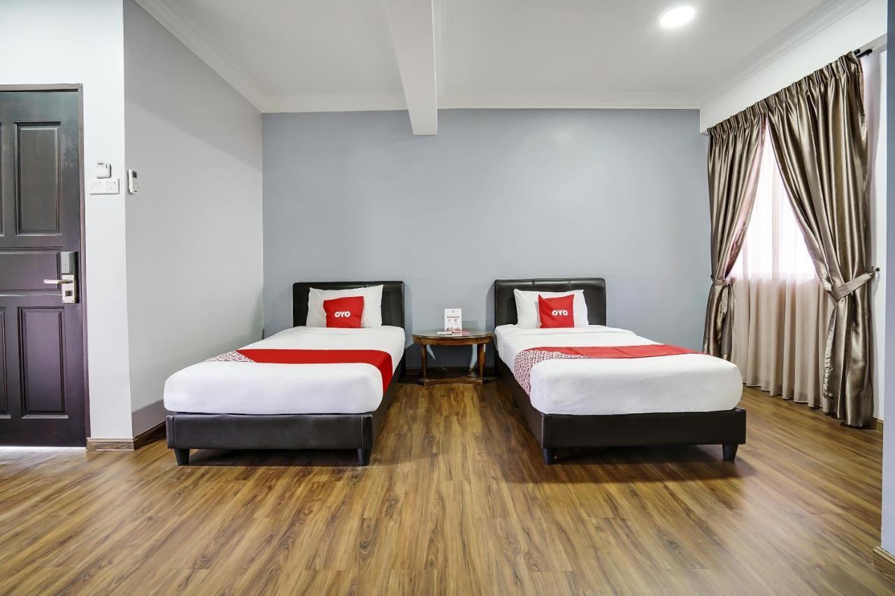 Capital O 90490 Zaques Hotel Sungai Petani Exterior foto